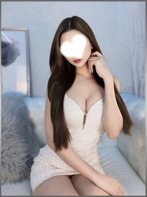 黒川レナ